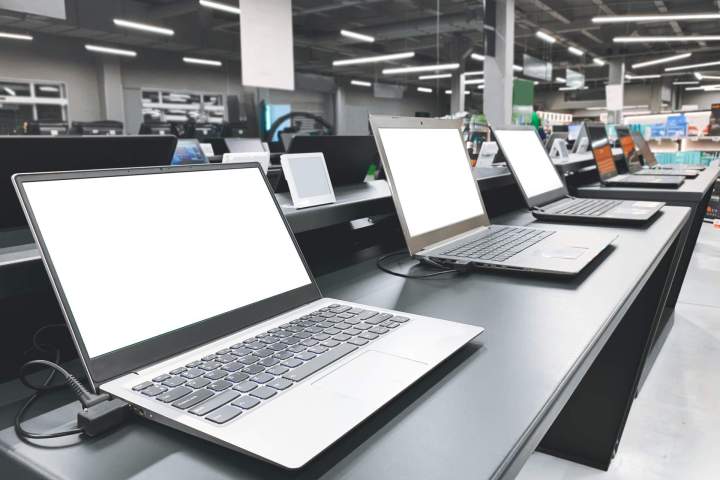 Magasin informatique, Montrouge